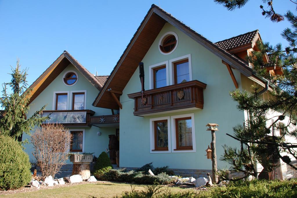 Villa Capri Vysoké Tatry Esterno foto