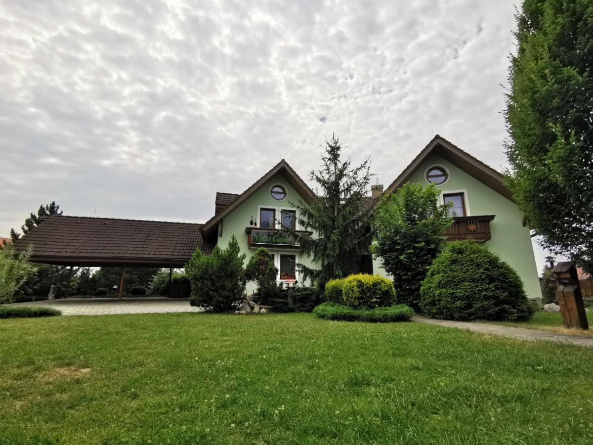 Villa Capri Vysoké Tatry Esterno foto